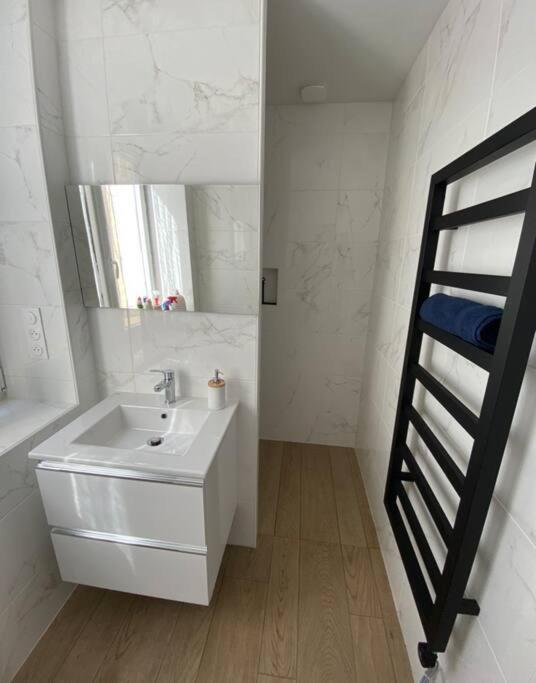 Appartement Avec Terrasse Quimper Buitenkant foto